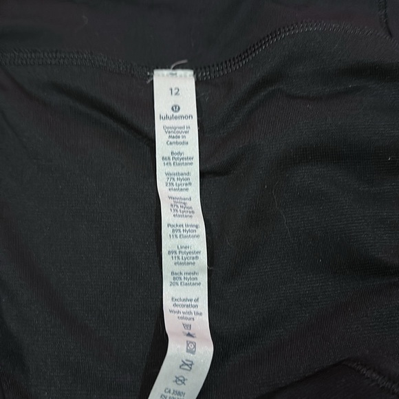 Shorts and visor set - Picture 3 of 11